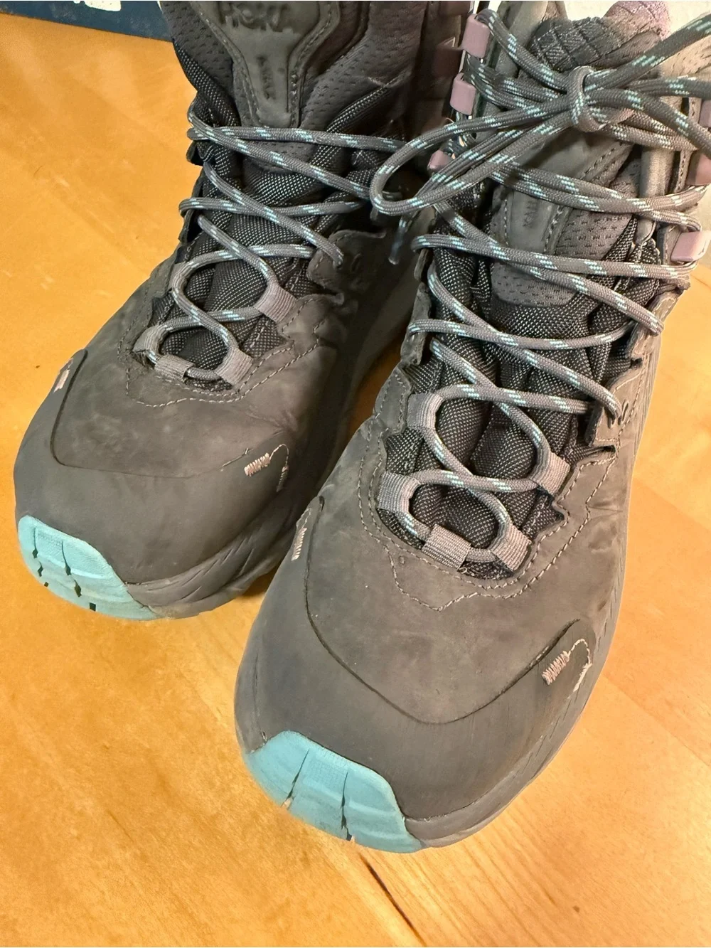 Hoka One One  Kaha 2 GTX Gray Hiking Boots
